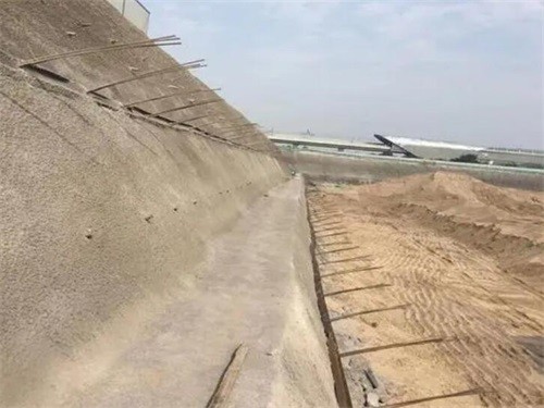 兴文河道边坡加固